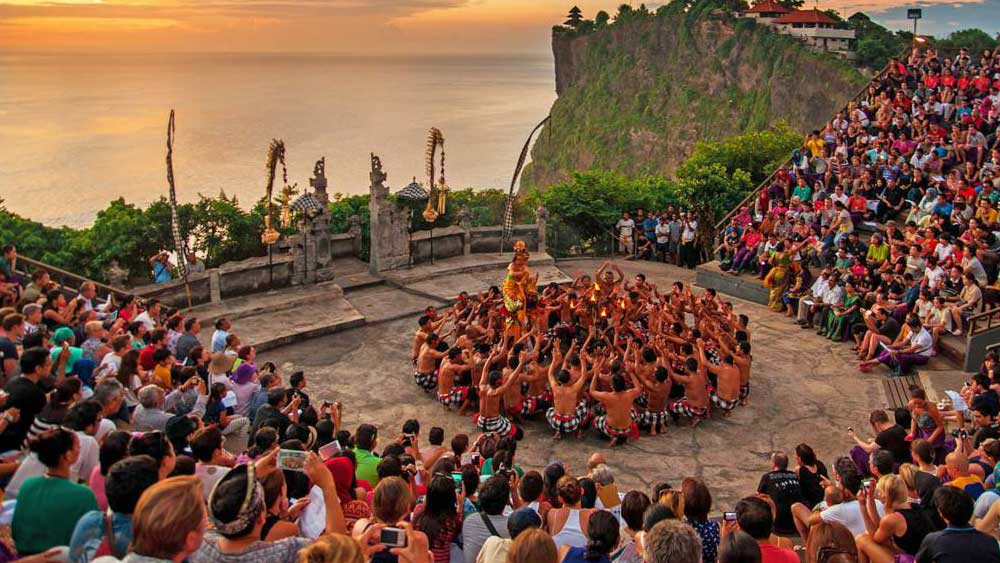 The Beauty of Kecak Dance Bali | Roaming routes singapore cruise package